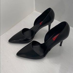 🆕 9.5 Saks Fifth Ave - Black - Heels